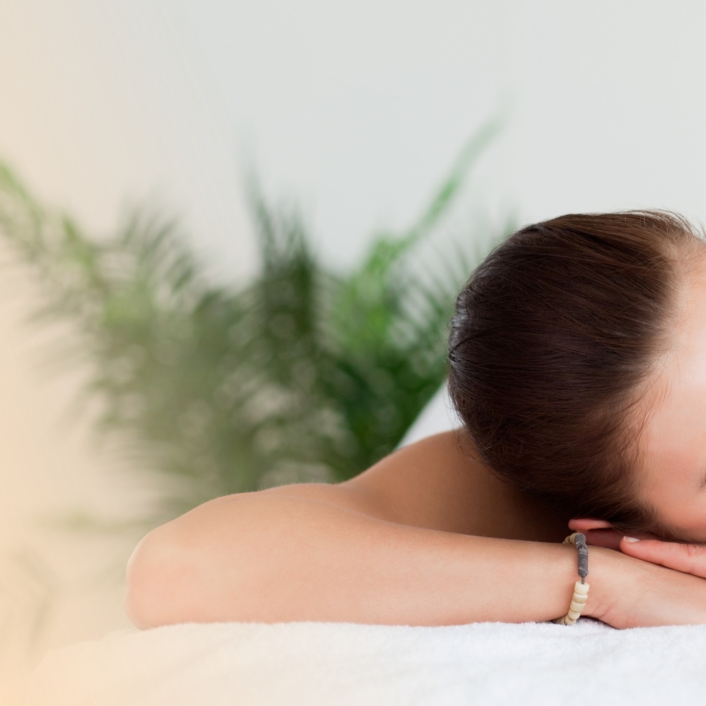 ⠀⠀
국내 No.1 바디 전문 힐링 테라피샵 프랜차이즈
#더하노이풋앤바디 차별화된 힐링 케어 시스템 💆‍♀
⠀⠀
🌿쾌적한 인테리어 , 편안한 힐링 공간
🌿한국인 전문 테라피스트의 뛰어난 케어
🌿1:1 체형 맞춤 프로그램, 만족도 최상
🌿남녀노소 누구나 방문이 가능한 매장
⠀⠀
국내 최고 바디 전문 테라피샵 프랜차이즈
'더하노이풋앤바디' 차별화된 관리 시스템을
경험해보세요. 💫
⠀⠀⠀
⠀⠀
⠀⠀⠀
⠀⠀⠀
📱가맹 문의 02-6739-5500