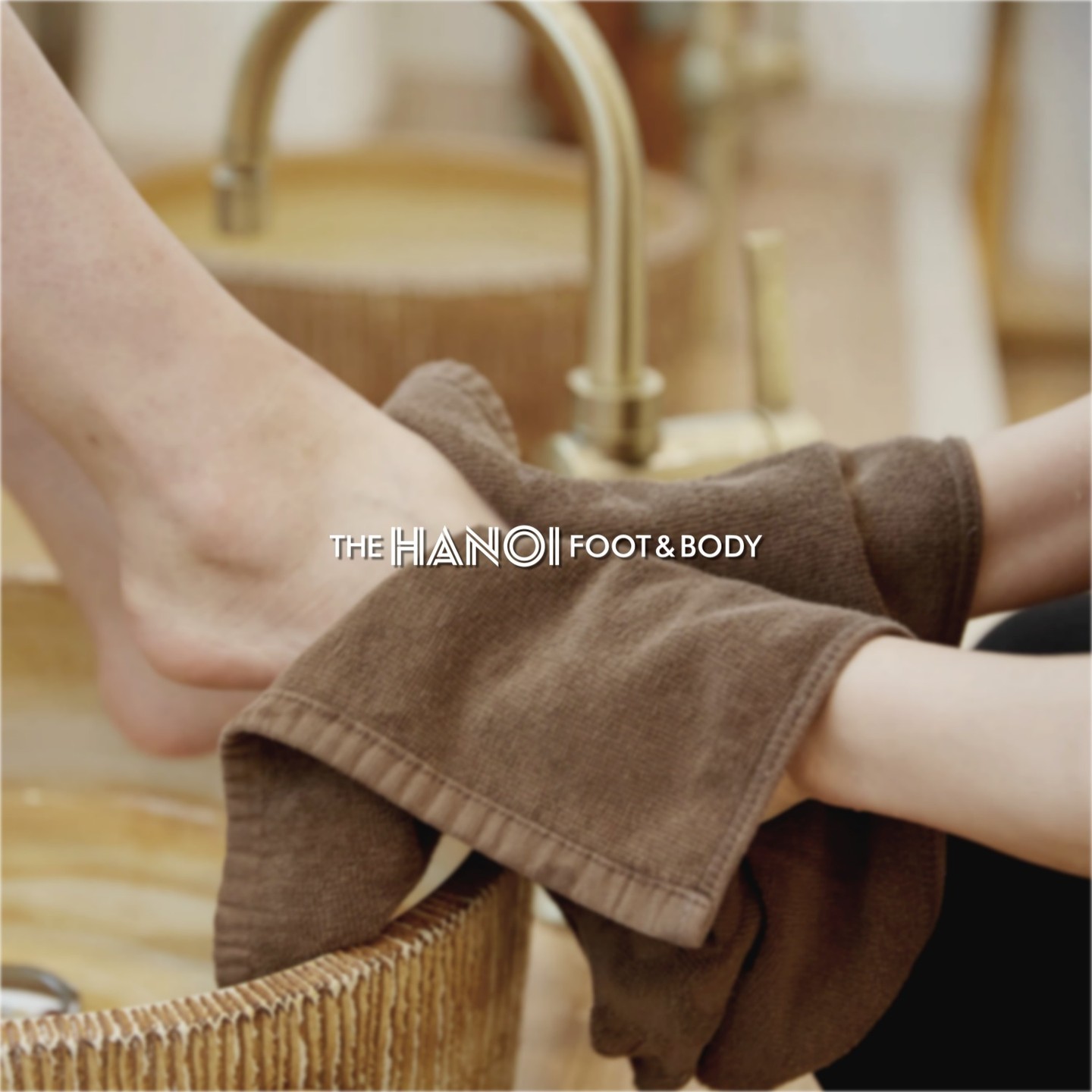 ⠀⠀⠀
나의 두번째 오후 #더하노이풋앤바디
⠀⠀⠀
더하노이풋앤바디는 '최상의 휴식감' 과
맞춤 케어로 '비교 불가한 만족감' 을
드리기 위해 설계된 공간입니다.
⠀⠀⠀
아늑하고 쾌적한 VIP 공간에서
나를 위한 휴식 시간을 가져보세요 🍃
⠀⠀⠀
⠀⠀⠀
네이버에서 [더하노이풋앤바디] 검색 🔎
전국 가맹점 네이버 간편예약, 전화 예약 가능
⠀⠀
⠀⠀⠀⠀
⠀⠀
�🌱 가맹문의 02_6739_5500