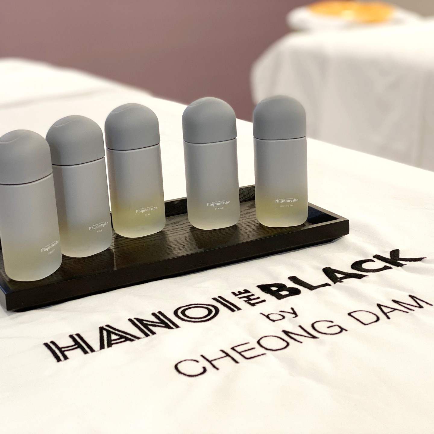 ⠀
더하노이풋앤바디 프리미엄 브랜드 런칭
#하노이더블랙 청담점 4월 8일 GRAND OPEN!
⠀
BODY 전문 프리미엄 테라피
'하노이 더 블랙' 1호점
< 청담점 > 오픈 했습니다! 🎉
⠀
고품격 힐링 플레이스에서 최고의 제품,
최상의 케어 서비스를 경험해 보세요.
⠀
⠀
⠀
▪️가맹 문의 02-6739-5500