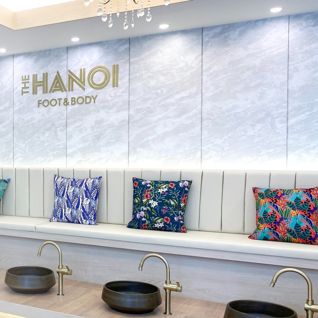 ⠀
#더하노이풋앤바디 #45번째가맹점
🎈영종도점 GRAND OPEN 🎈
⠀
오픈기념 50% 특별 할인 혜택
놓치지 말고, 꼭 방문해주세요 🙃
⠀
🌿쾌적한 인테리어 , 편안한 힐링 공간
🌿한국인 전문 테라피스트의 뛰어난 케어
🌿1:1 체형 맞춤 프로그램, 만족도 최상
🌿남녀노소 누구나 방문이 가능한 매장
⠀⠀
국내 최고 바디 전문 테라피샵 프랜차이즈
'더하노이풋앤바디' 차별화된 관리 시스템을
경험해보세요. 💫
⠀
⠀
💎 가맹문의 : 02_6739_5500