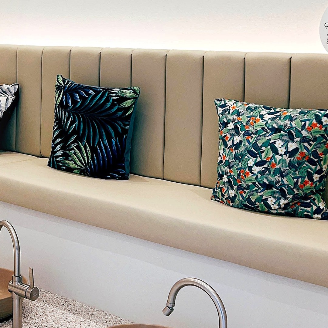 ⠀
#더하노이풋앤바디 #43번째가맹점
🎈서초그랑자이점 GRAND OPEN 🎈
⠀
#서초그랑자이 첫방문 회원권 구입 시
50% 할인 스페셜 혜택 놓치지 말고,
꼭 방문해주세요 🙃 (8월9일까지)
⠀
🌿쾌적한 인테리어 , 편안한 힐링 공간
🌿한국인 전문 테라피스트의 뛰어난 케어
🌿1:1 체형 맞춤 프로그램, 만족도 최상
🌿남녀노소 누구나 방문이 가능한 매장
⠀⠀
국내 최고 바디 전문 테라피샵 프랜차이즈
'더하노이풋앤바디' 차별화된 관리 시스템을
경험해보세요. 💫
⠀
⠀
💎 가맹문의 : 02_6739_5500